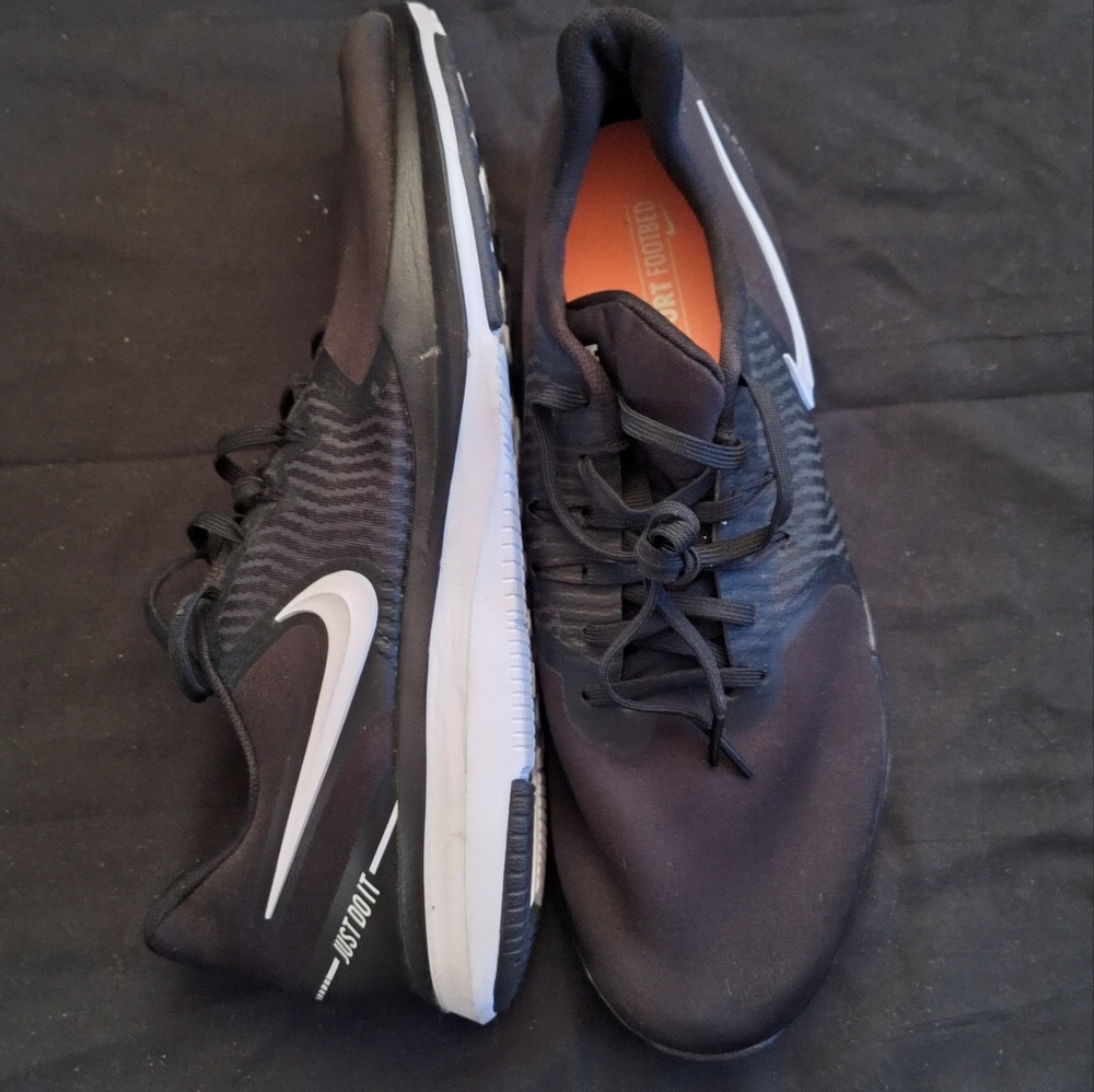 Nike In Season TR 8 Black Womens US Size 11 EUR 43 AA7773-001 Sneakers